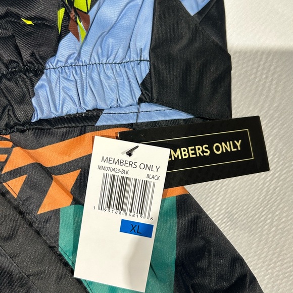 Members Only Black and Blue Graphic Jacket - Picture 3 of 7